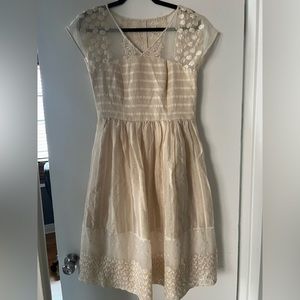 New with Tag embroidered Anthropologie dress size 8